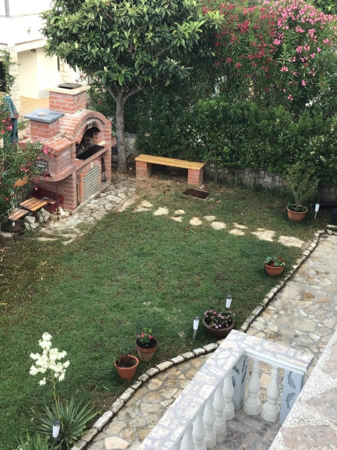 Apartmani Misic Ždrelac Exterior foto