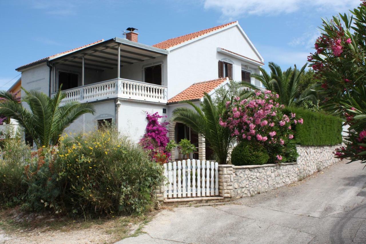 Apartmani Misic Ždrelac Exterior foto
